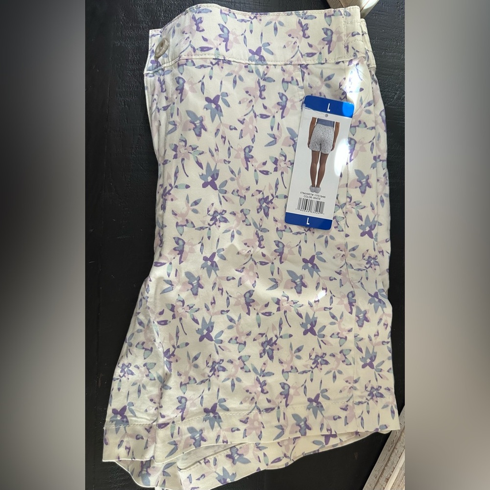 Jachs New York women’s L shorts- nwt